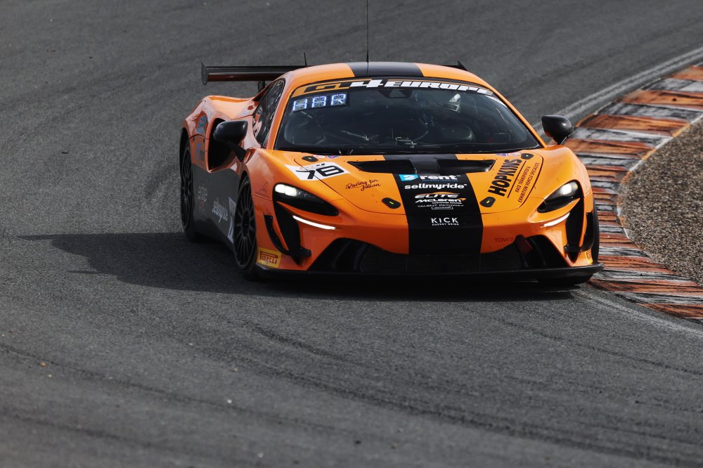 Finale a Portimao: Elite McLaren riuscirà a difendersi dai rivali?