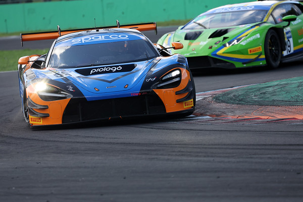 McLaren regna nel sabato di Monza